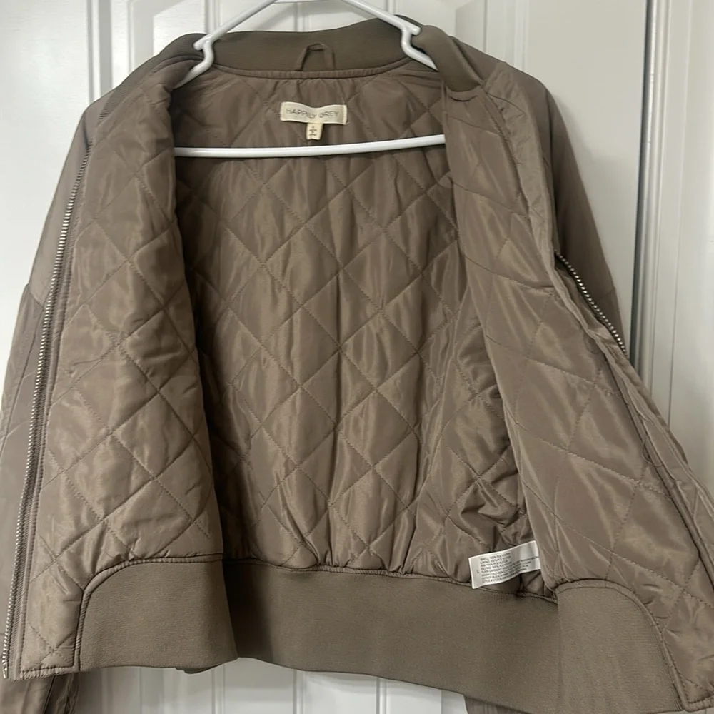 Bomber jacket - Picture 3 of 4